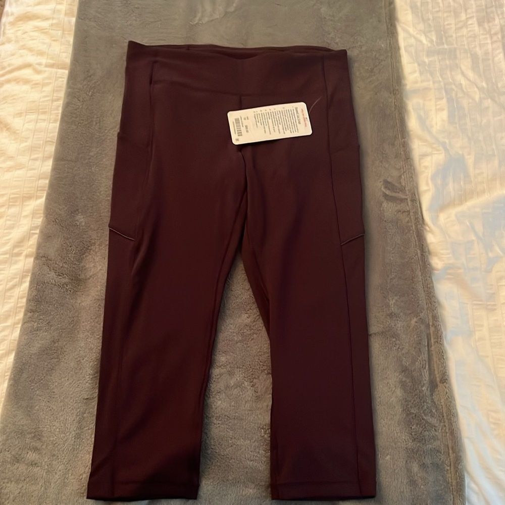 LuluLemon Speed Up Crop Leggings